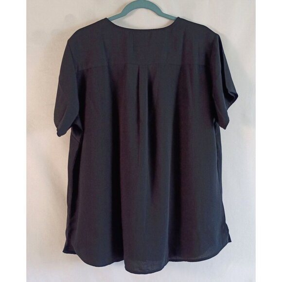 Devon & Jones Black Crepe Button Front Blouse XL NWOT Flowy Elegant Top - Picture 6 of 6